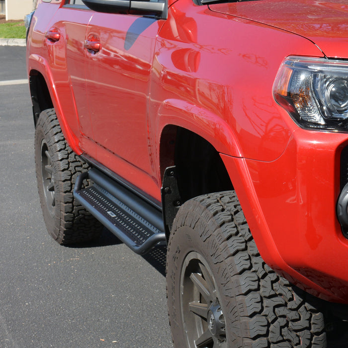 Go Rhino D14180T Drop down, full length step design is ideal for lifted vehicles or larger tires