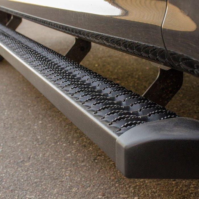 LUVERNE: SlimGrip™ 5” Running Boards for ’19-’20 Ram 1500 Crew Cab